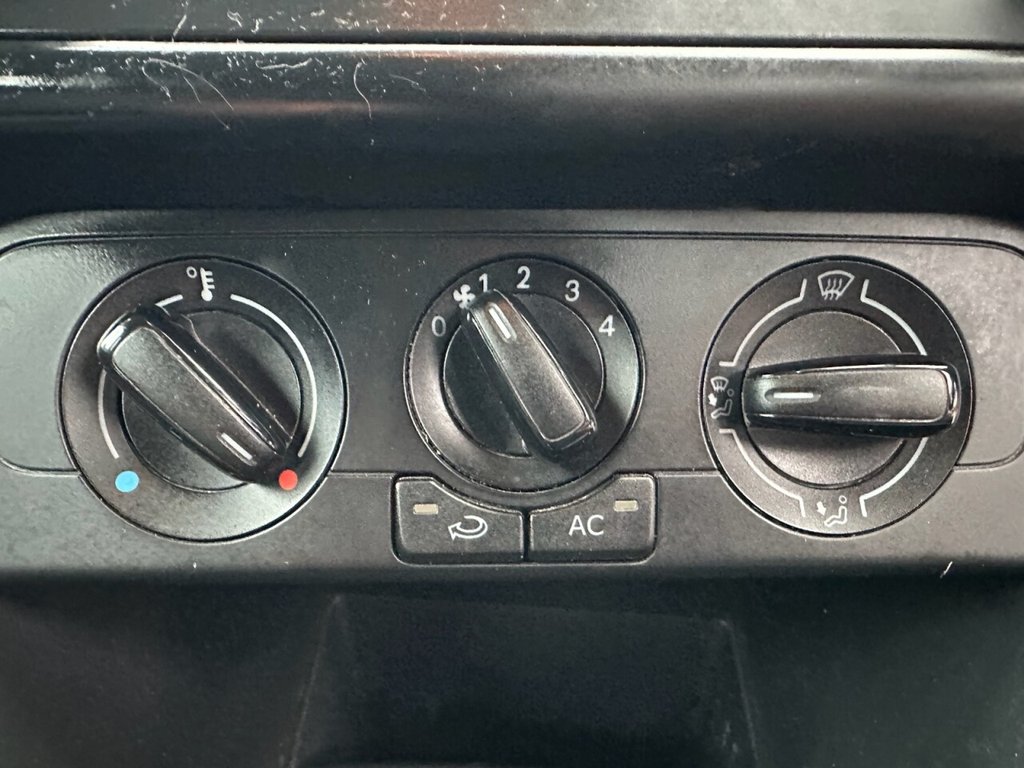 Used Volkswagen Polo 2014 for sale - 77785908: Photo 32