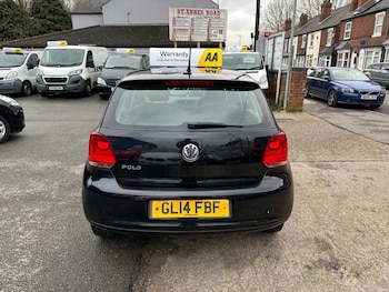 Used Volkswagen Polo 2014 for sale - 77785908: Photo