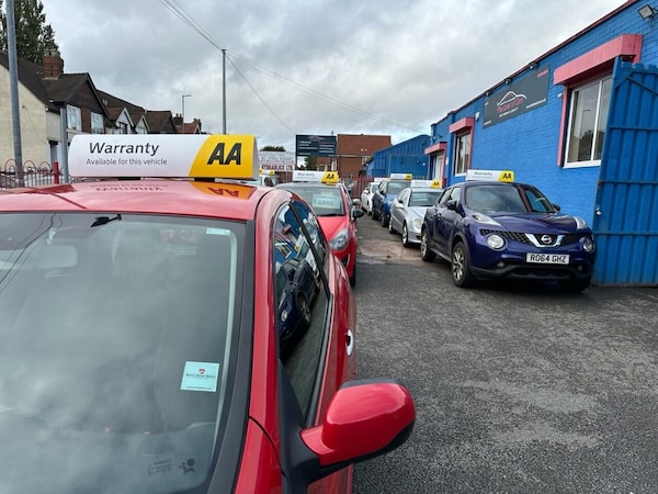 Used Renault Clio 2010 for sale - 76014836: Photo 47