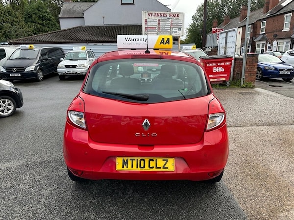 Used Renault Clio 2010 for sale - 76014836: Photo 4