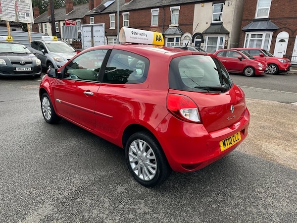 Used Renault Clio 2010 for sale - 76014836: Photo 5