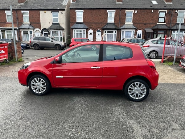 Used Renault Clio 2010 for sale - 76014836: Photo 6