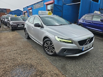 Used Volvo V40 2016 for sale - 78631333: Photo