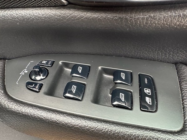 Used Volvo XC90 2015 for sale - 76235469: Photo 35