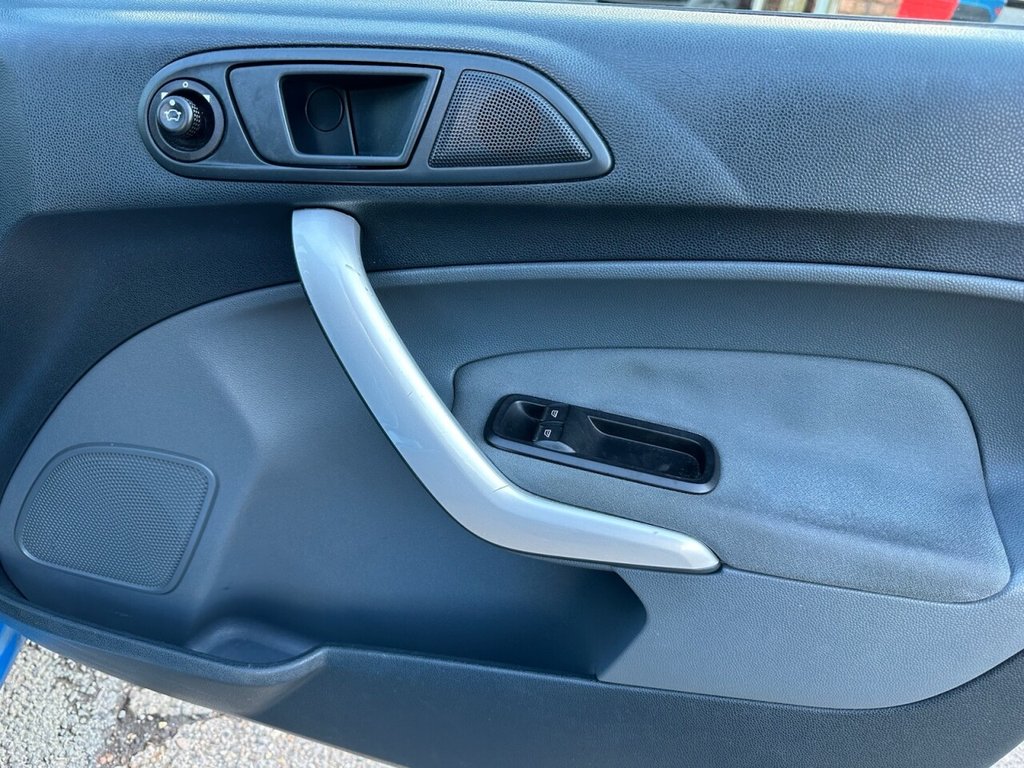 Used Ford Fiesta 2010 for sale - 77706126: Photo 24