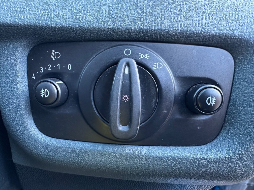 Used Ford Fiesta 2010 for sale - 77706126: Photo 27