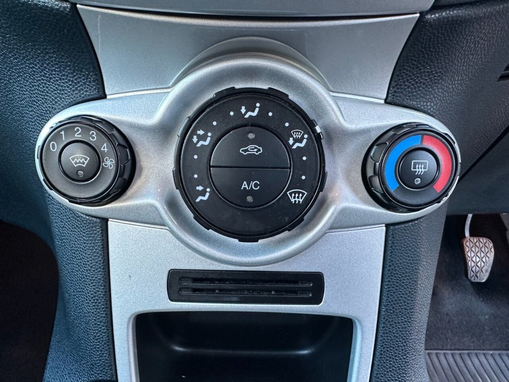 Used Ford Fiesta 2010 for sale - 77706126: Photo 34