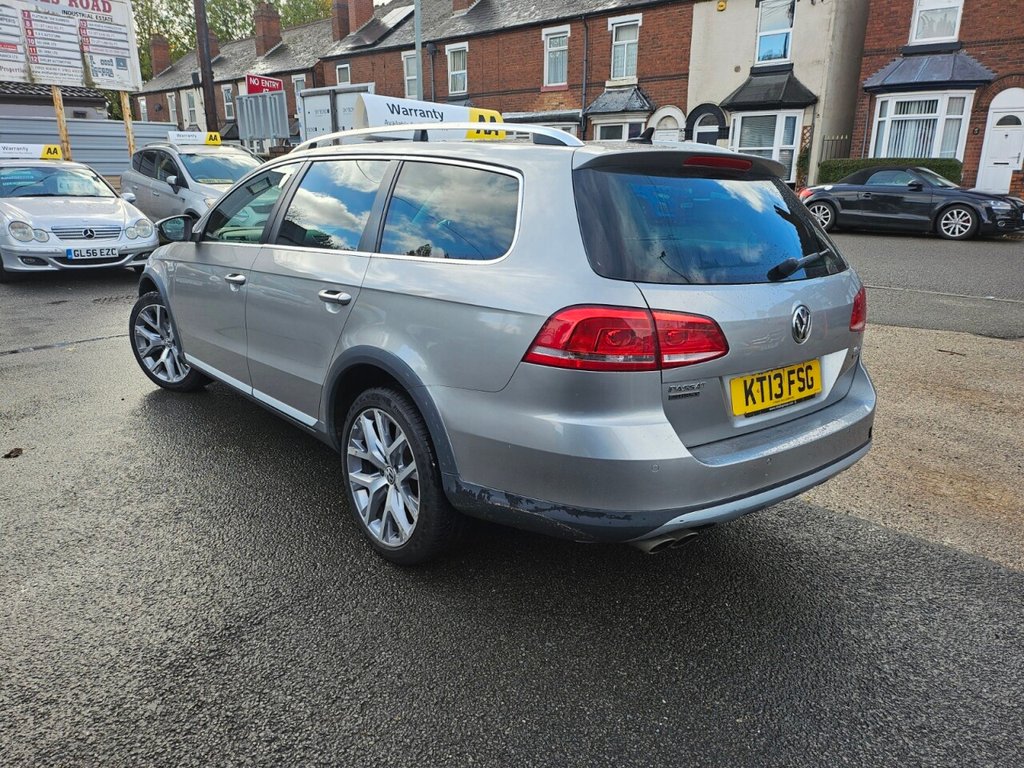 Used Volkswagen Passat 2013 for sale - 76376355: Photo 4