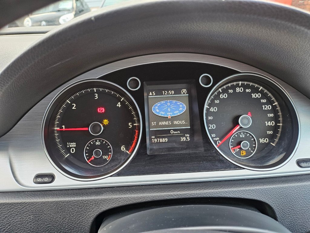 Used Volkswagen Passat 2013 for sale - 76376355: Photo 9