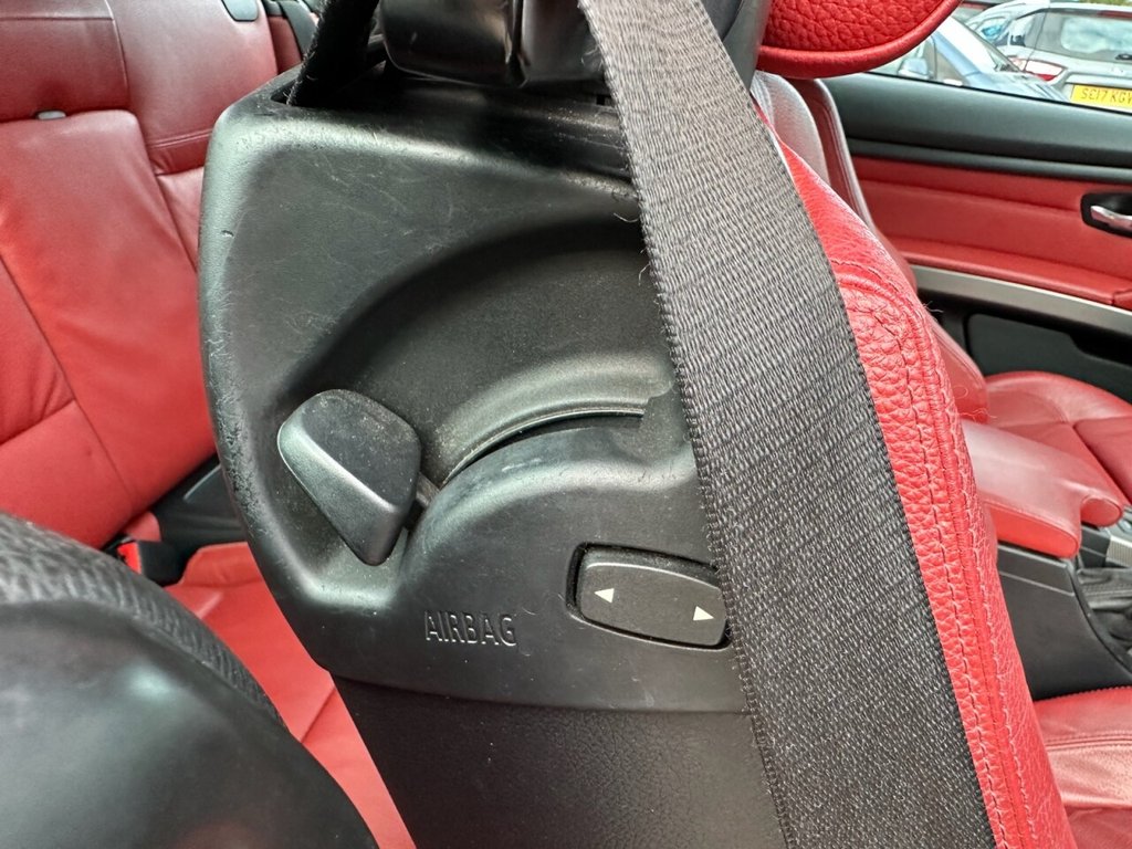 Used BMW 3 Series 2011 for sale - 77927170: Photo 29