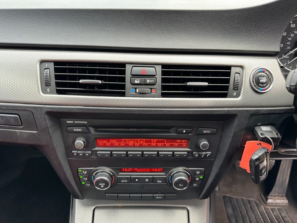 Used BMW 3 Series 2011 for sale - 77927170: Photo 38