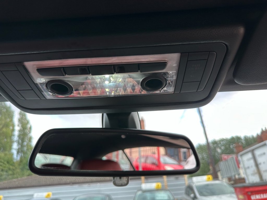 Used BMW 3 Series 2011 for sale - 77927170: Photo 50