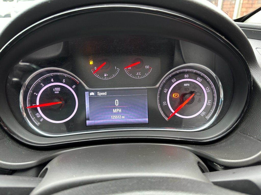 Used Vauxhall Insignia 2015 for sale - 77785910: Photo 27