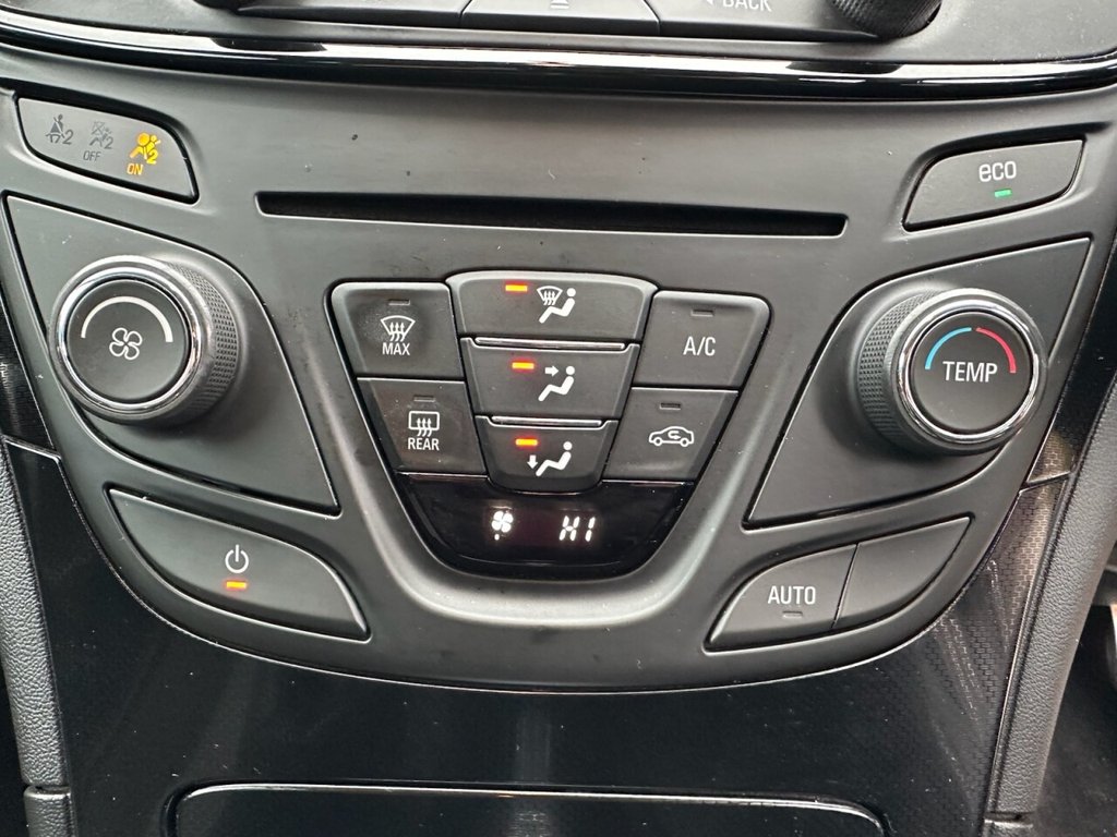 Used Vauxhall Insignia 2015 for sale - 77785910: Photo 44