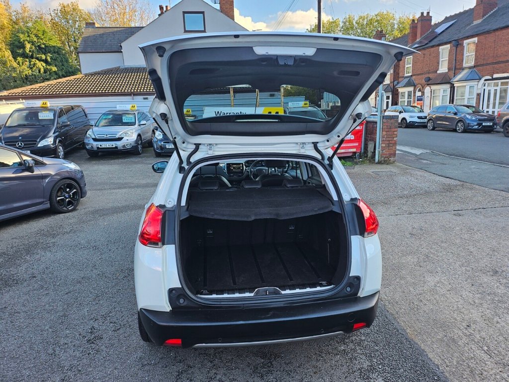 Used Peugeot 2008 2014 for sale - 76376237: Photo 26