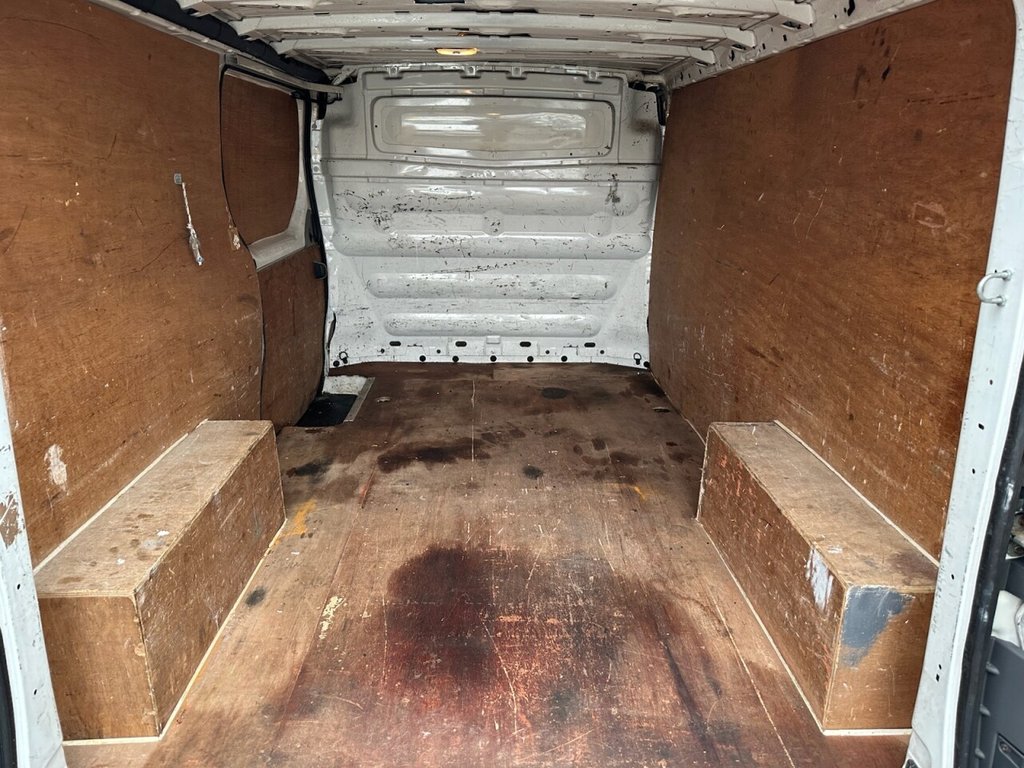 Used Vauxhall Vivaro 2011 for sale - 77785922: Photo 11