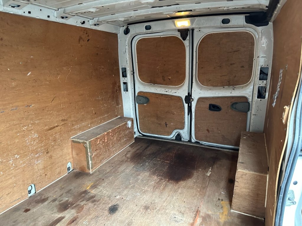 Used Vauxhall Vivaro 2011 for sale - 77785922: Photo 19