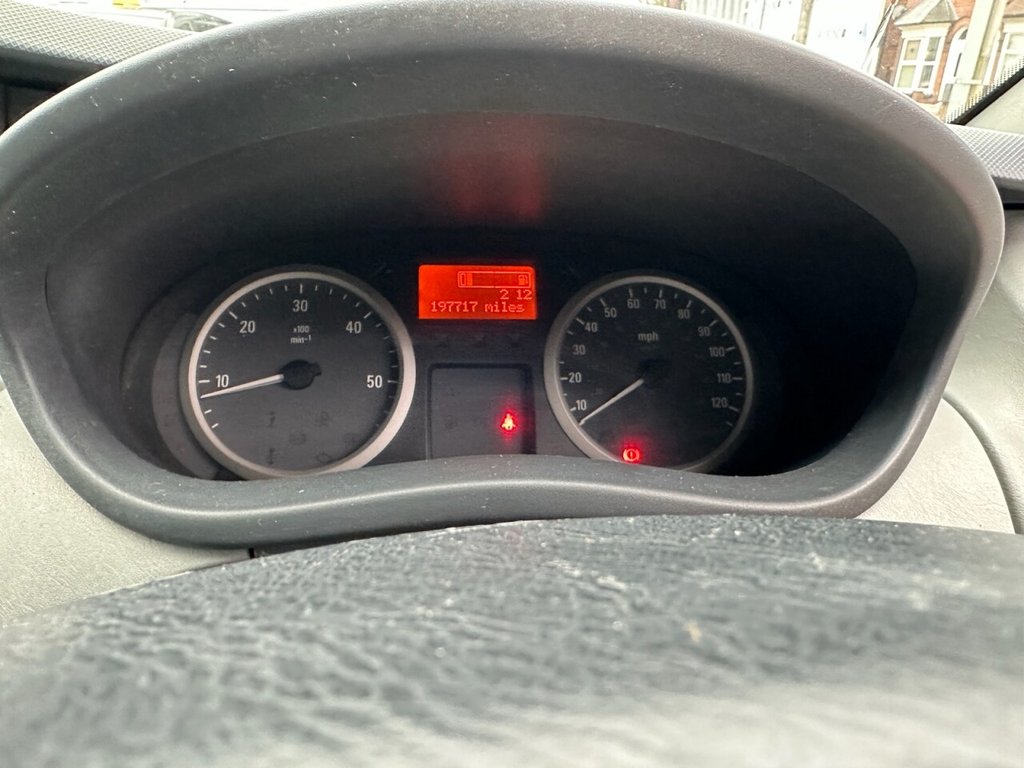 Used Vauxhall Vivaro 2011 for sale - 77785922: Photo 25