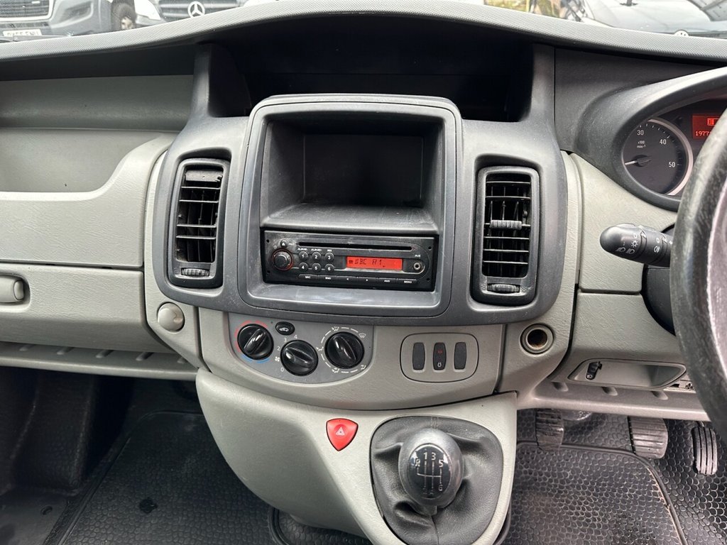Used Vauxhall Vivaro 2011 for sale - 77785922: Photo 26