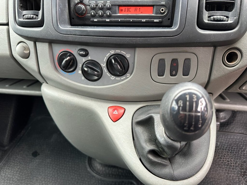 Used Vauxhall Vivaro 2011 for sale - 77785922: Photo 30