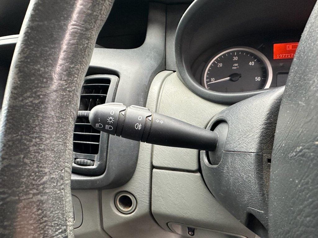 Used Vauxhall Vivaro 2011 for sale - 77785922: Photo 34