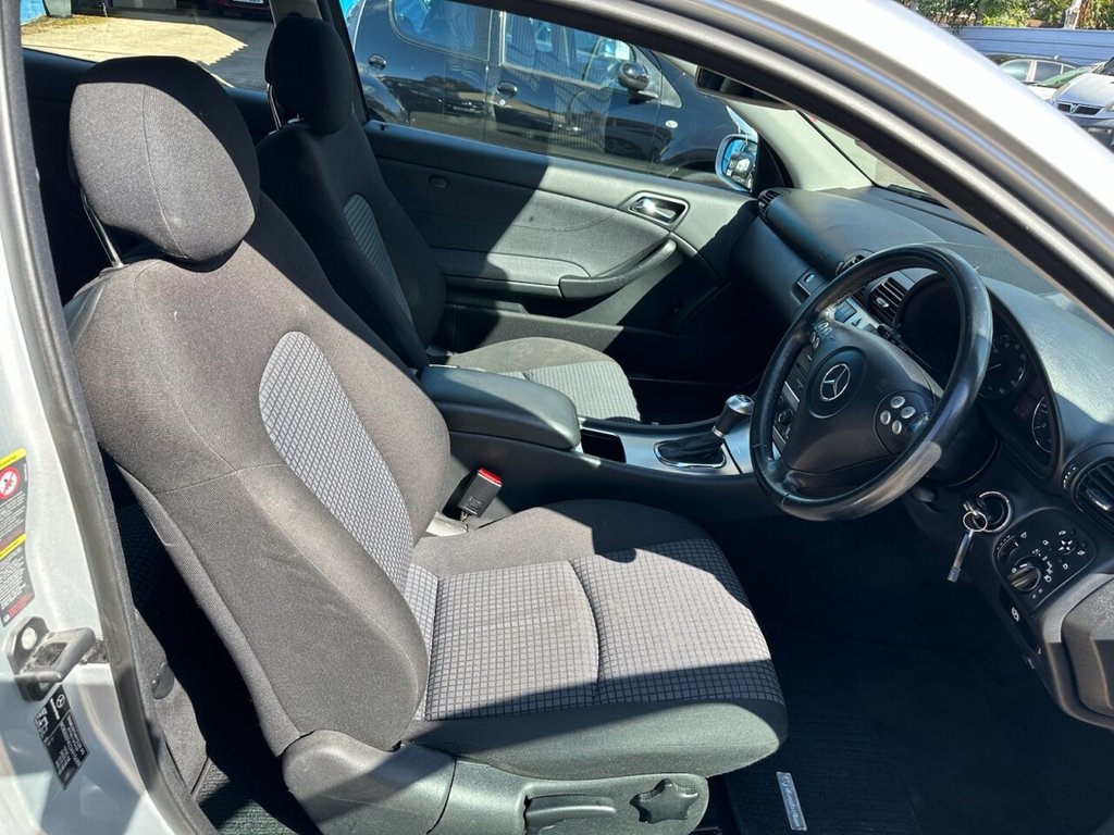 Used Mercedes-Benz C Class 2006 for sale - 76546415: Photo 17