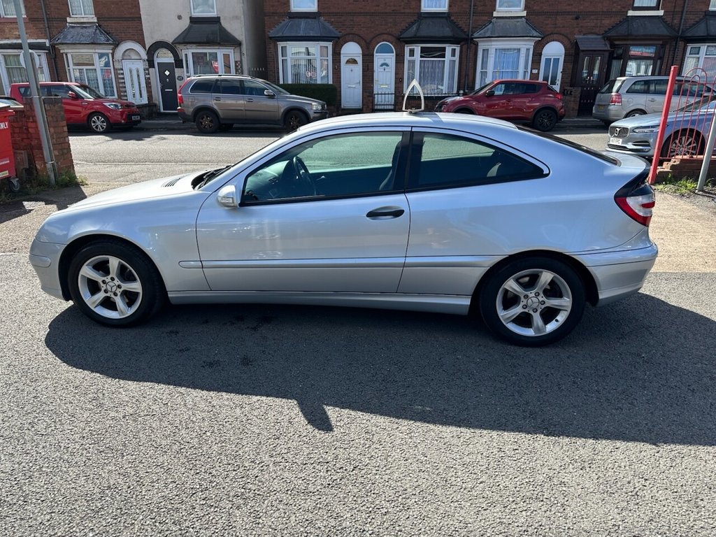 Used Mercedes-Benz C Class 2006 for sale - 76546415: Photo 6