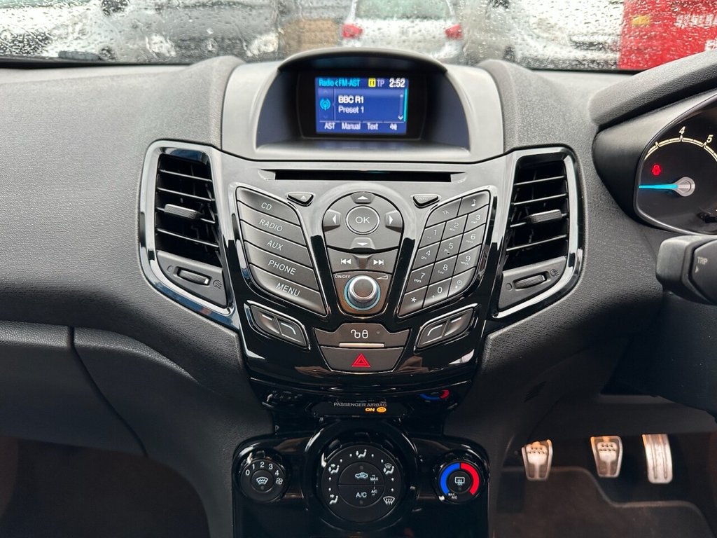 Used Ford Fiesta 2015 for sale - 77685473: Photo 24