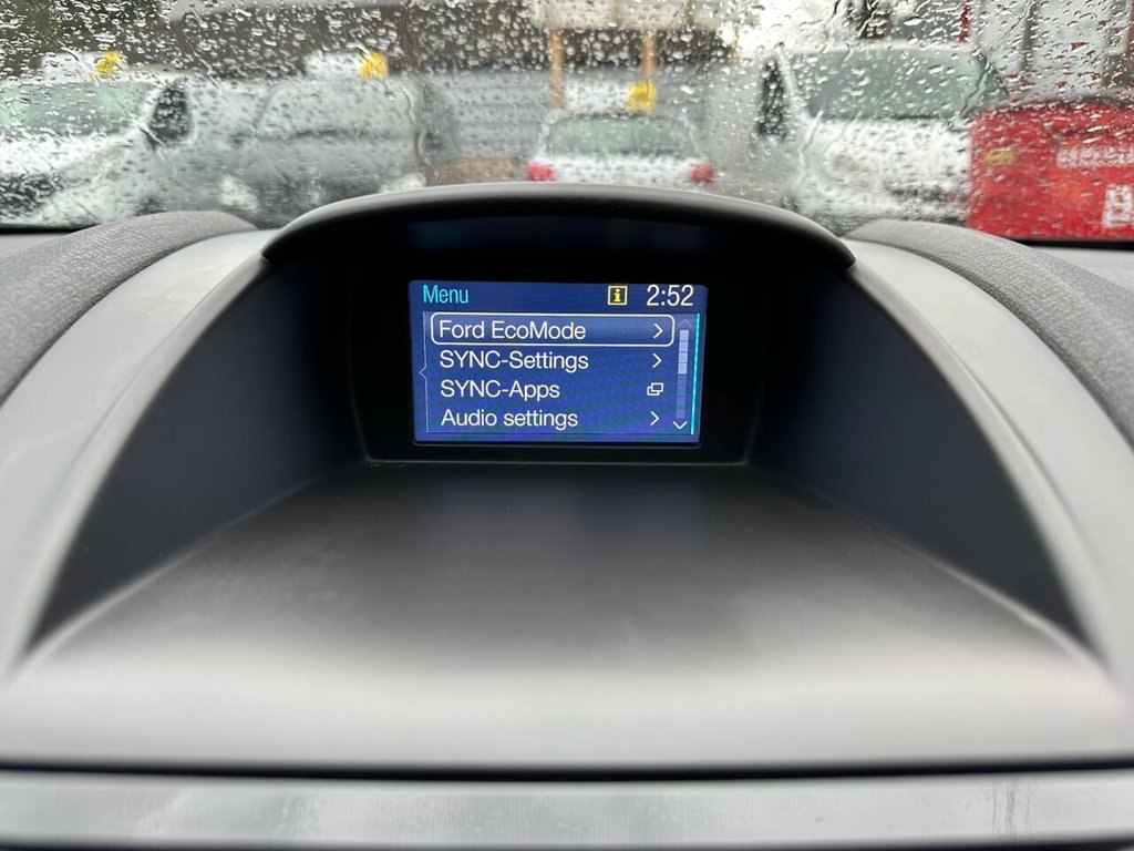 Used Ford Fiesta 2015 for sale - 77685473: Photo 31