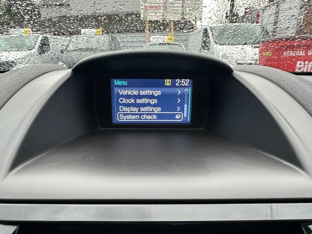 Used Ford Fiesta 2015 for sale - 77685473: Photo 32