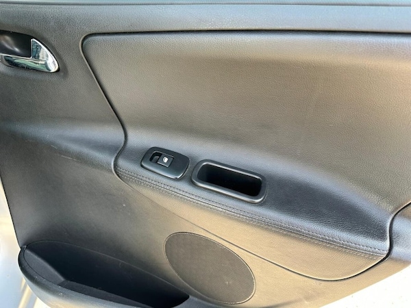 Used Peugeot 207 2013 for sale - 76014787: Photo 17