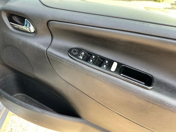 Used Peugeot 207 2013 for sale - 76014787: Photo 23