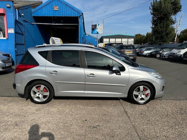 Used Peugeot 207 2013 for sale - 76014787: Photo 2