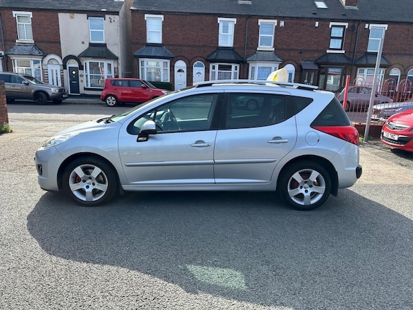 Used Peugeot 207 2013 for sale - 76014787: Photo 6