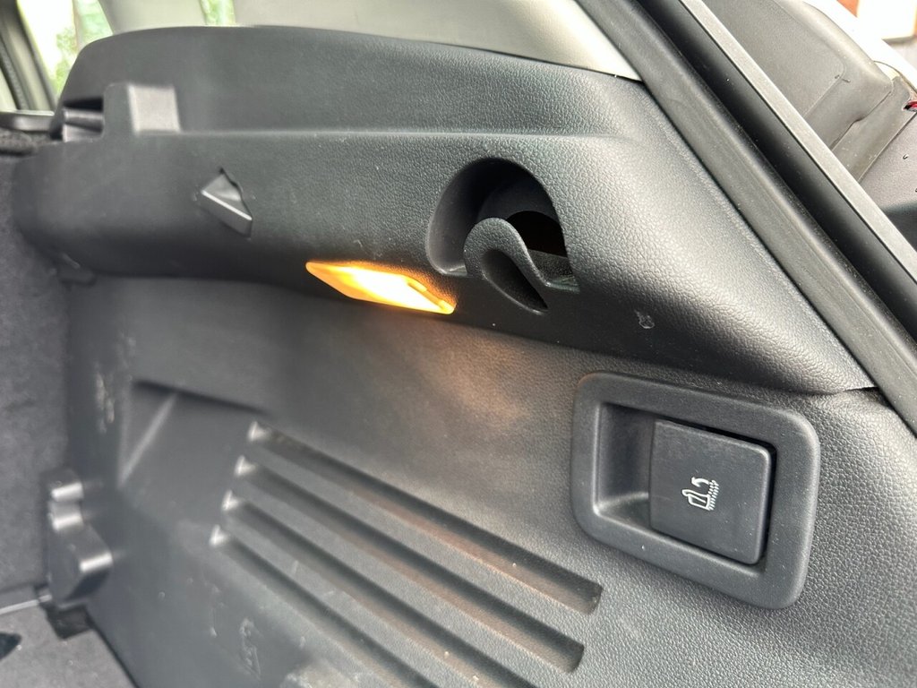 Used Peugeot 3008 2015 for sale - 76092611: Photo 16