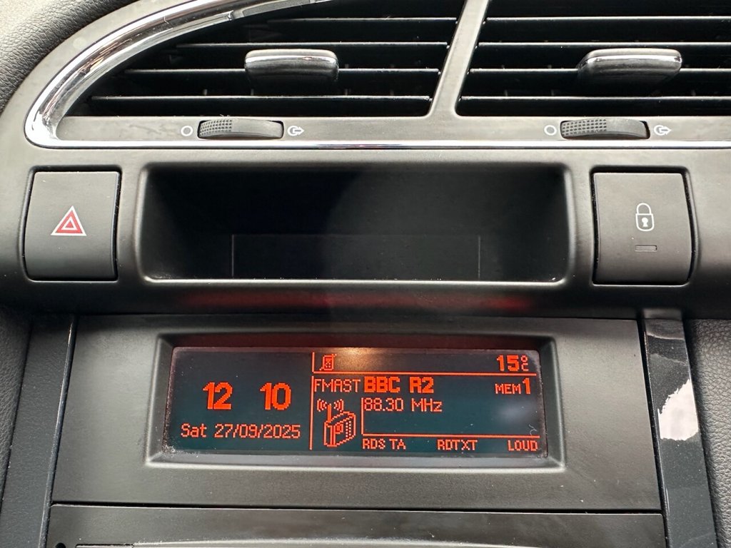 Used Peugeot 3008 2015 for sale - 76092611: Photo 35