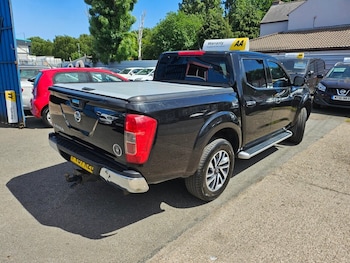 Used Nissan Navara 2017 for sale - 78839167: Photo