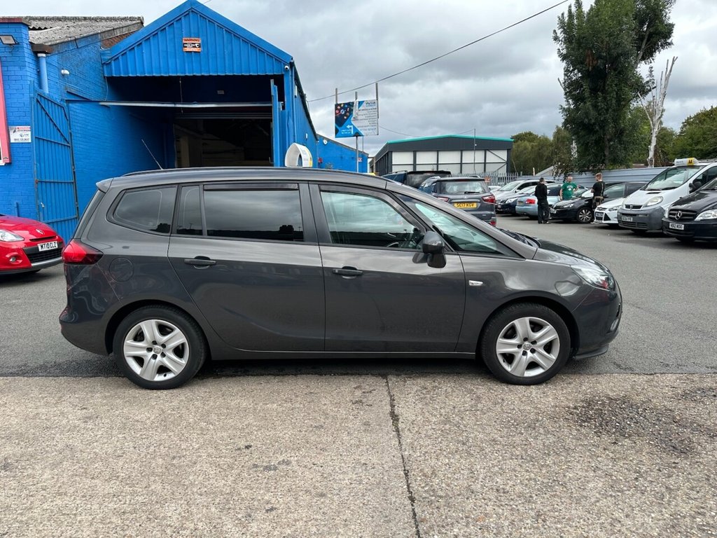 Used Vauxhall Zafira Tourer 2014 for sale - 76014727: Photo 2