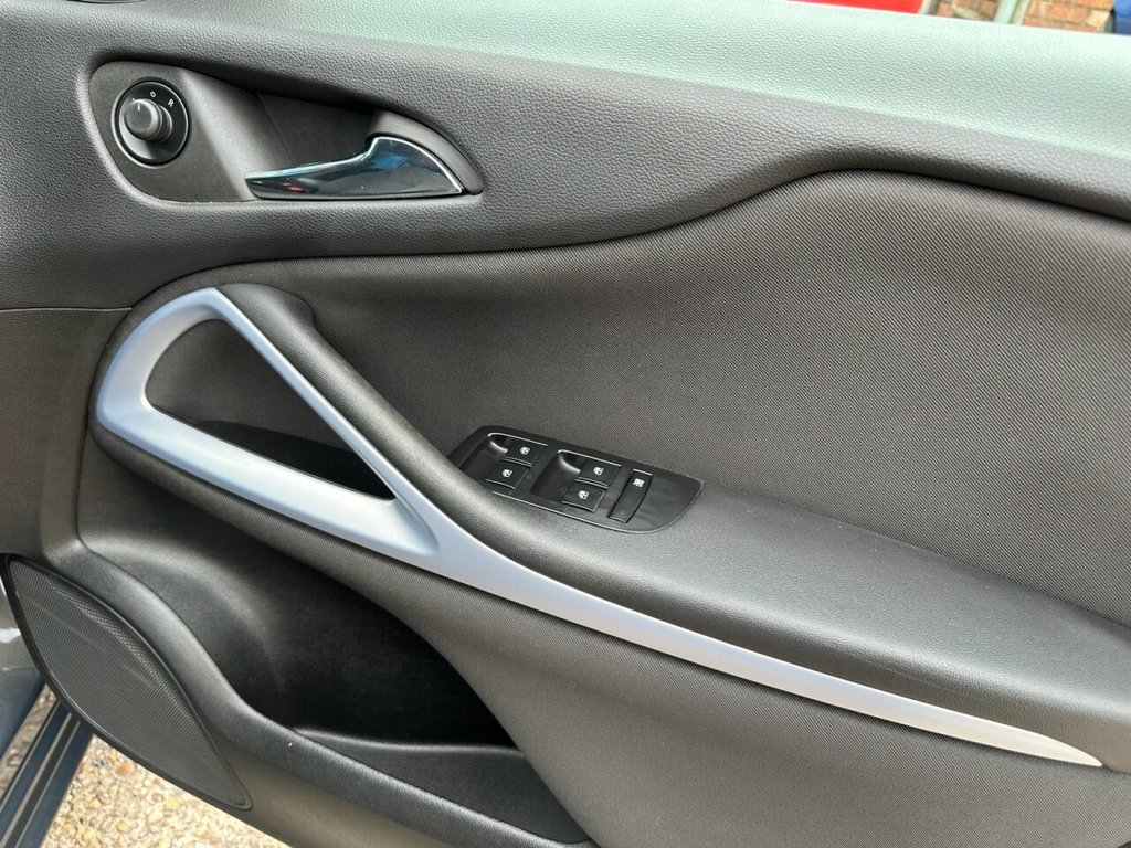 Used Vauxhall Zafira Tourer 2014 for sale - 76014727: Photo 29