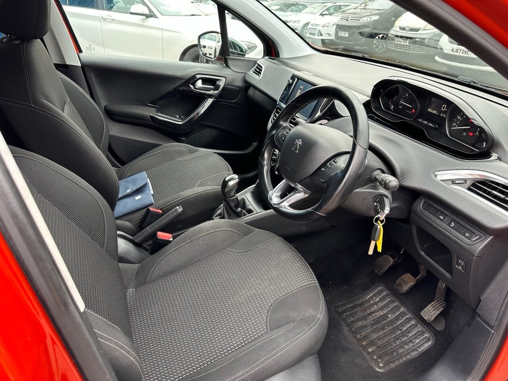 Used Peugeot 208 2018 for sale - 77563929: Photo 22