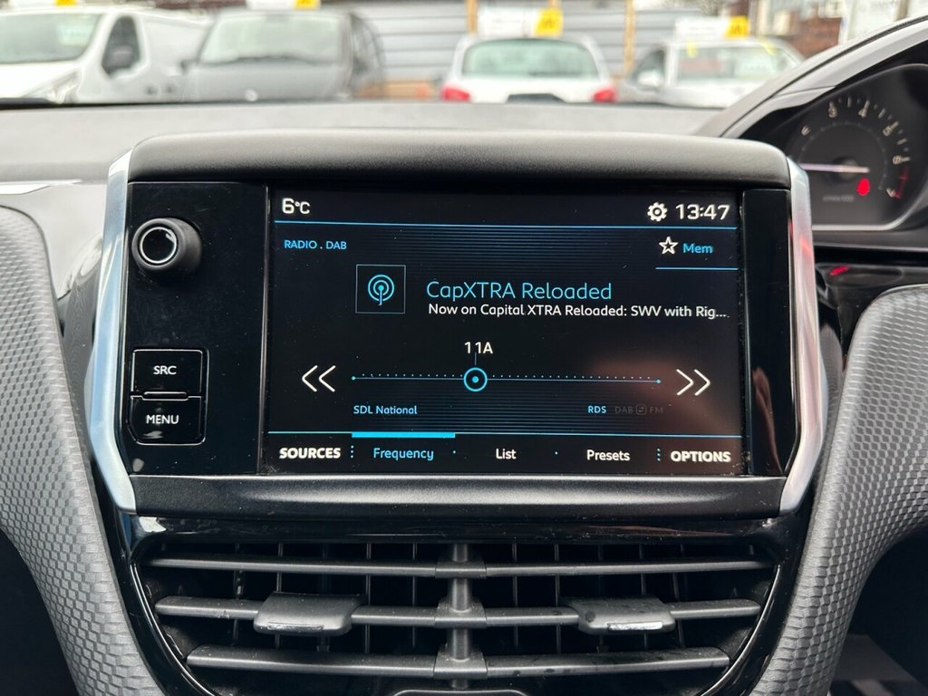 Used Peugeot 208 2018 for sale - 77563929: Photo 34