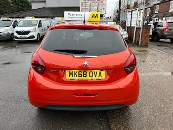 Used Peugeot 208 2018 for sale - 77563929: Photo