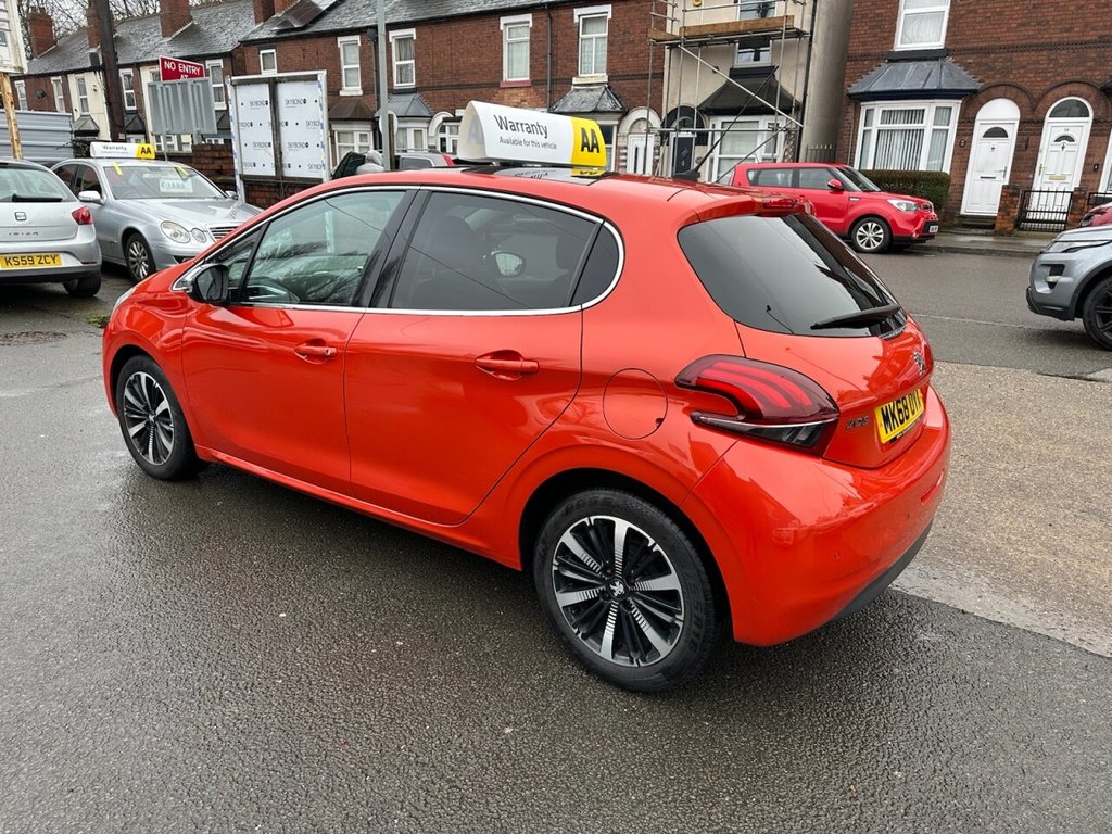 Used Peugeot 208 2018 for sale - 77563929: Photo 5