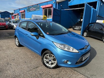 2011 (61) - 1.25 Zetec Hatchback 5dr Petrol Manual (129 g/km, 81 bhp)