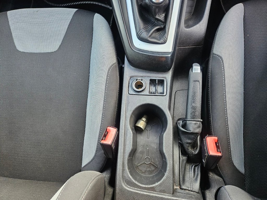 Used Ford Focus 2014 for sale - 76841616: Photo 16