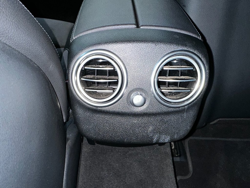 Used Mercedes-Benz C Class 2019 for sale - 77037977: Photo 18