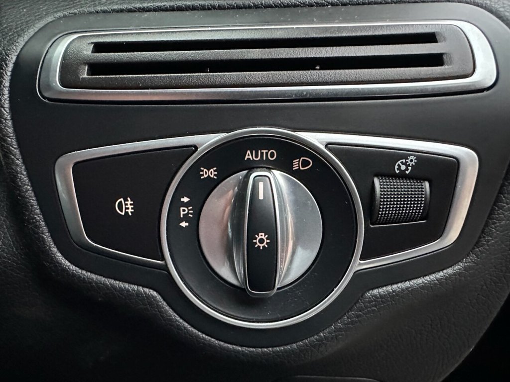 Used Mercedes-Benz C Class 2019 for sale - 77037977: Photo 29