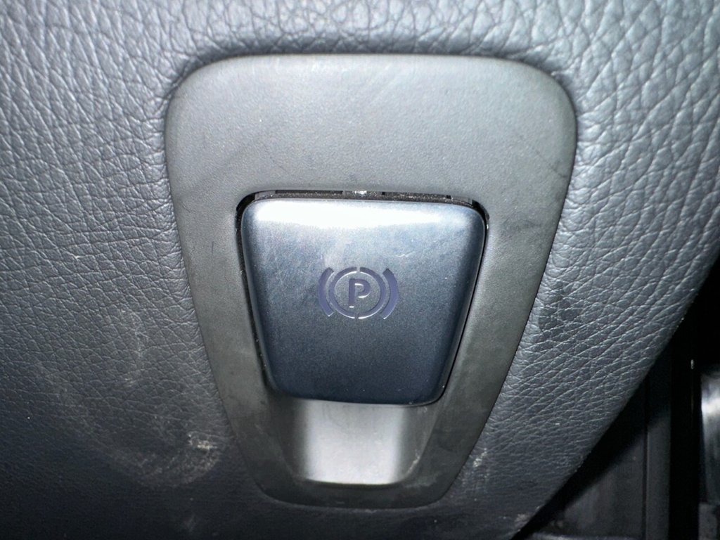 Used Mercedes-Benz C Class 2019 for sale - 77037977: Photo 31