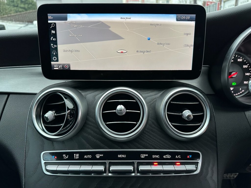 Used Mercedes-Benz C Class 2019 for sale - 77037977: Photo 32