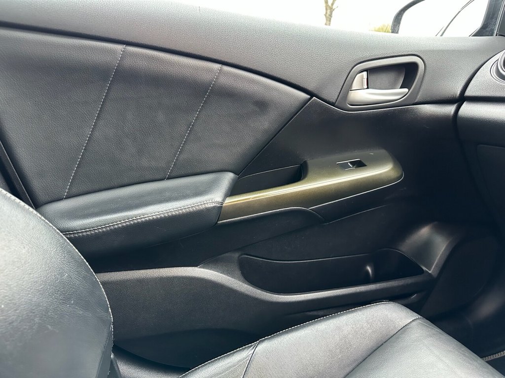 Used Honda Civic 2012 for sale - 77341893: Photo 45